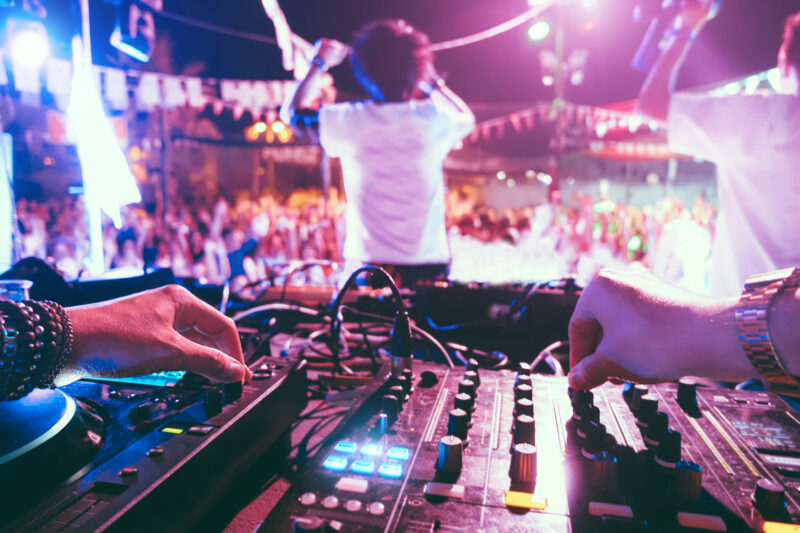 dj-mixing-outdoor-at-beach-party-festival-outdoor-2026-03-26-04-02-04-utc